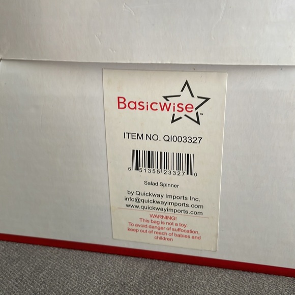 NWT.  Vegetable Spinner.  2.3 L - Picture 4 of 4